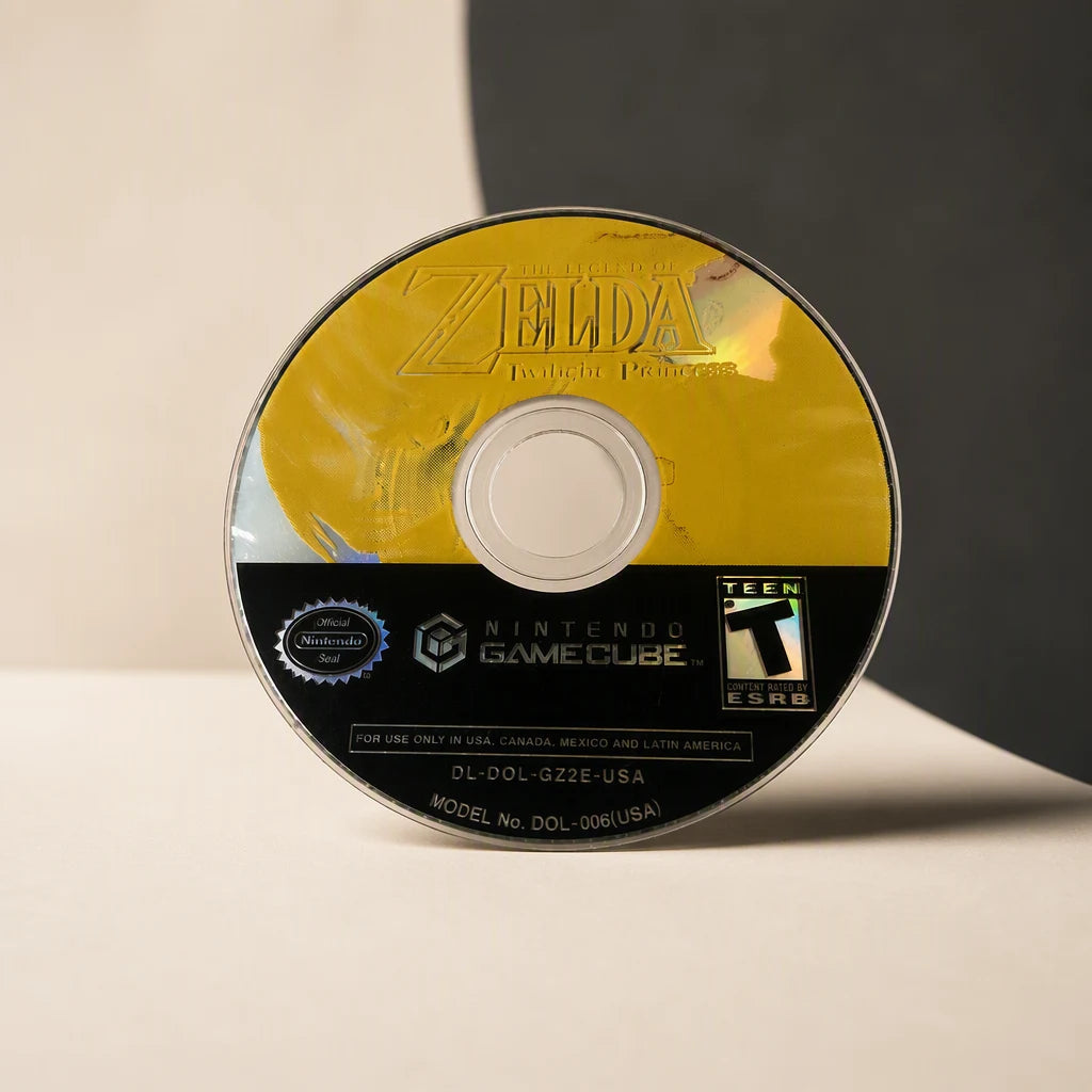 Representative The Legend of Zelda: Twilight Princess for GameCube with the physical game format identified